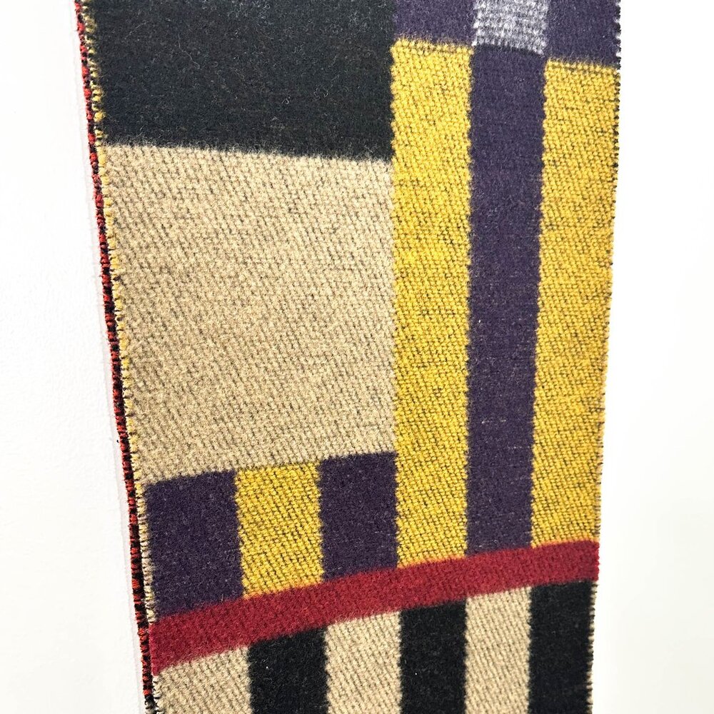 Burberry Thick Scarf - Picture 3 of 9